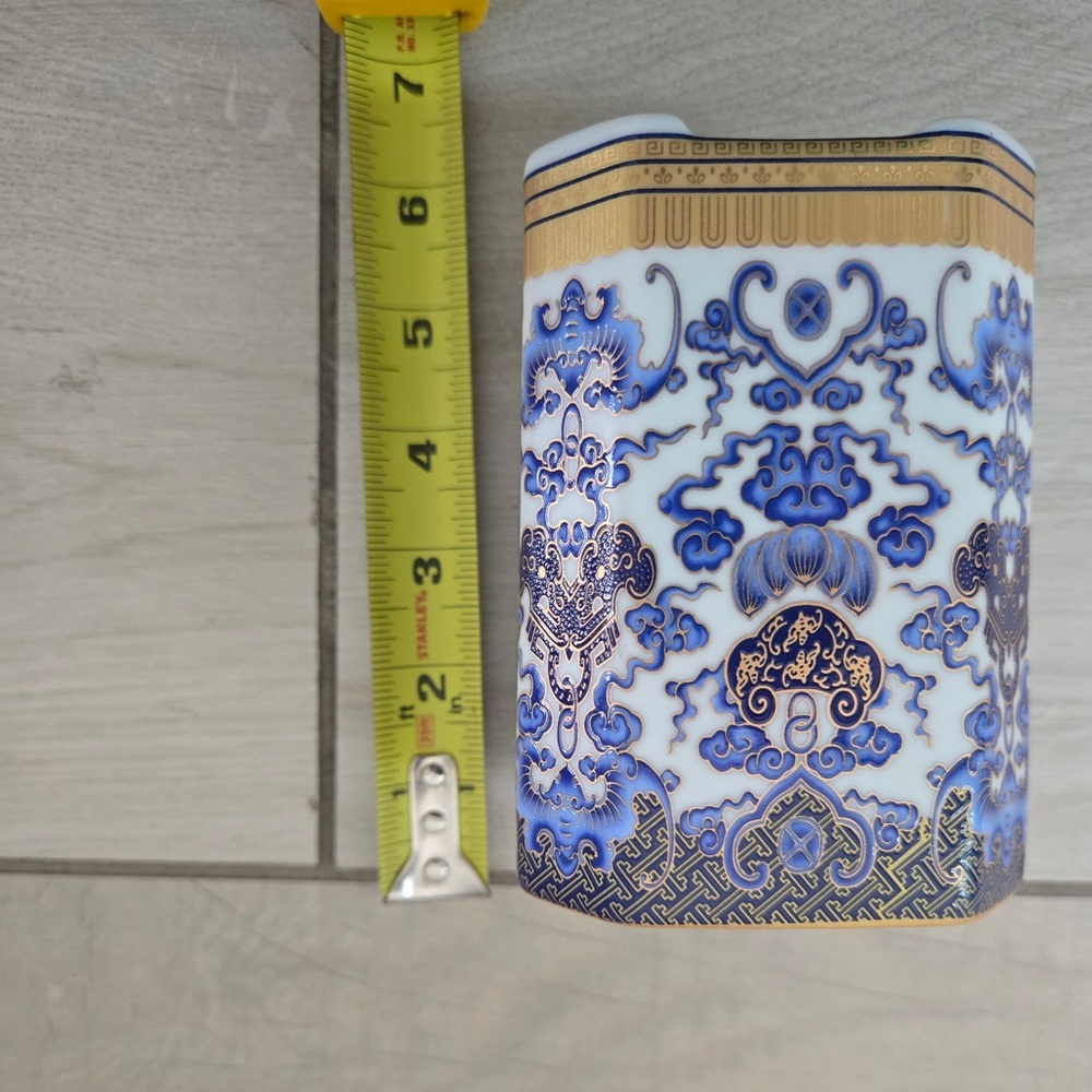 Chinese Blue & Whit Porcelain Brush Pot (Bitong)-Hand Decorated Scholars Vessel - Picture 6 of 7